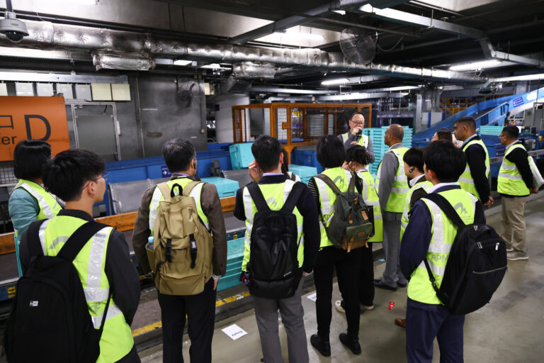 STE_HKIA_Tour_3_Baggage_Services_0008.jpg