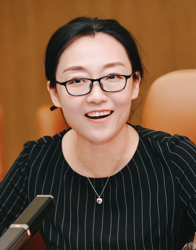 演讲嘉宾：Prof Shen Danyang (Sandy), Professor, Department of Air Logistics, School of Transportation Science and Engineering of Civil Aviation University of China